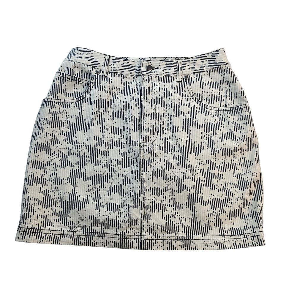 Bdg chambray denim striped floral mini skirt with pockets EUC sz 6 casual chic